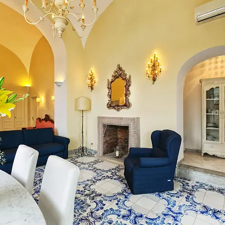 Palazzo Margherita Aparthotel