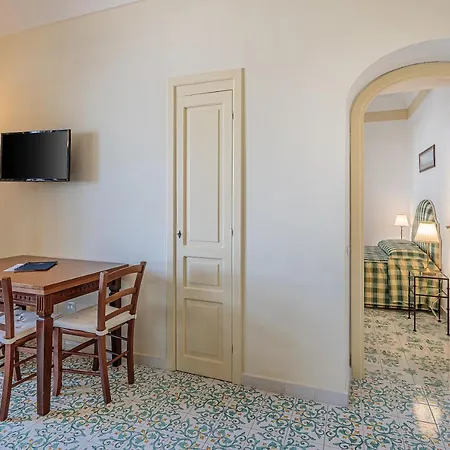Palazzo Margherita Aparthotel 2*
