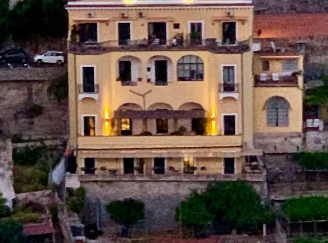 Palazzo Margherita Lägenhetshotell 4*