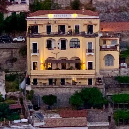 Palazzo Margherita Ξενοδοχείο με διαμερίσματα 4*